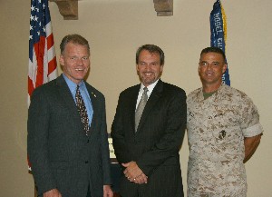 In October, Witzel (l) thanks speaker Matthew Wagner (c), C4 systems analyst and team lead for Alion Science and Technology, and Col. Paul Miller, USMC, assistant chief of staff/G-6, 1st Marine Expeditionary Force, for attending the meeting.